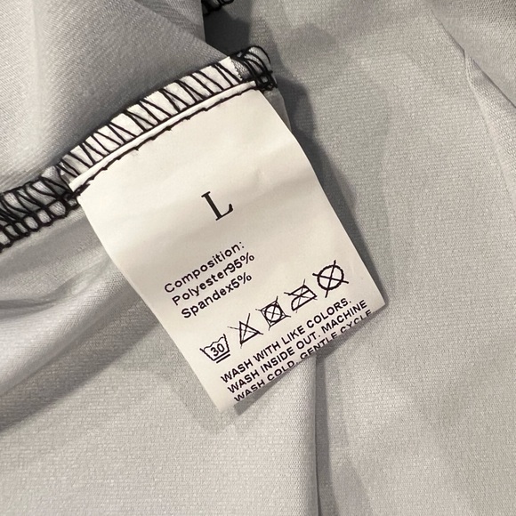 2 Pc Set / PJs, Costume, Loungewear🌼Black Capri, Pants & Flower Top / 70’s Look - Picture 3 of 10